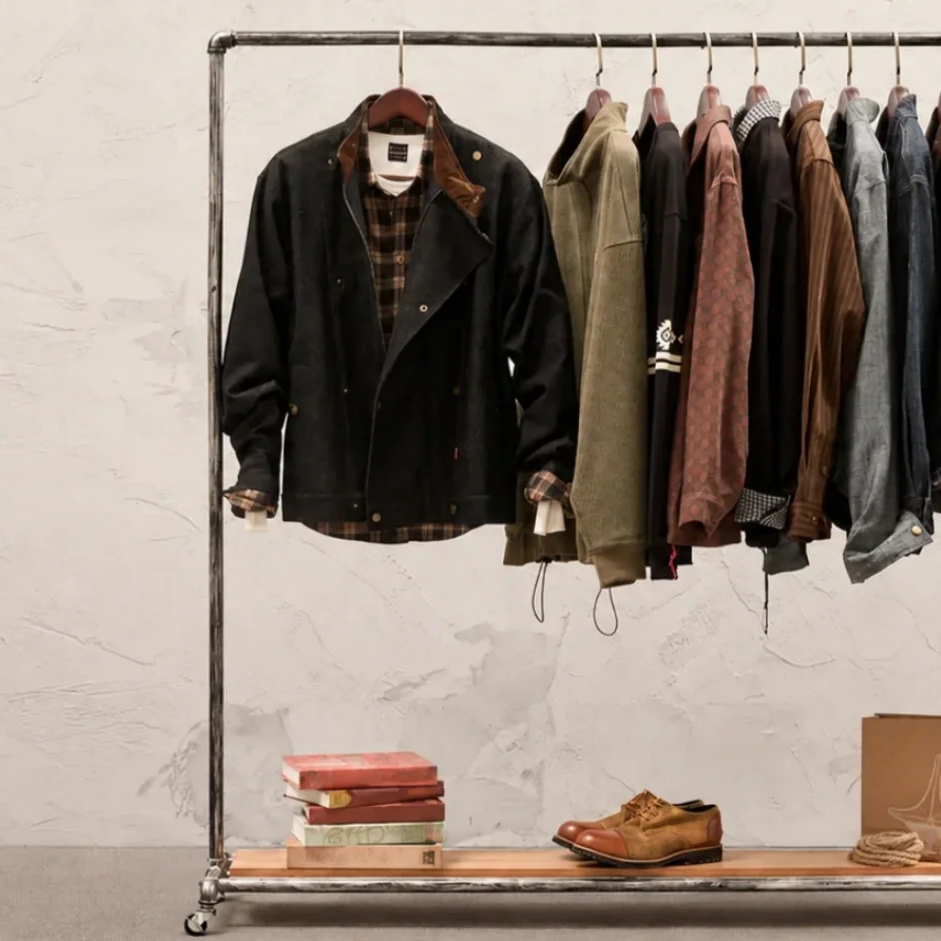 Light‑Weight Shirt Outfits for Early Autumn